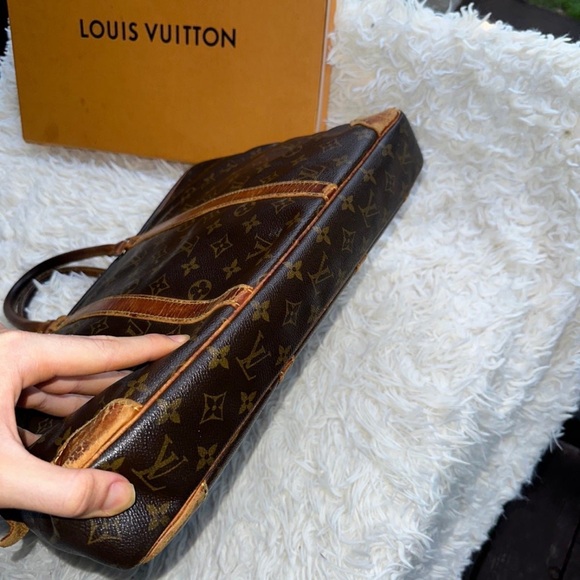 Louis Vuitton Porte Computer Bat - Picture 7 of 12